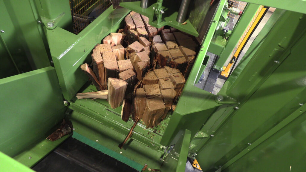 vlcsnap-2024-11-25-08h51m21s302